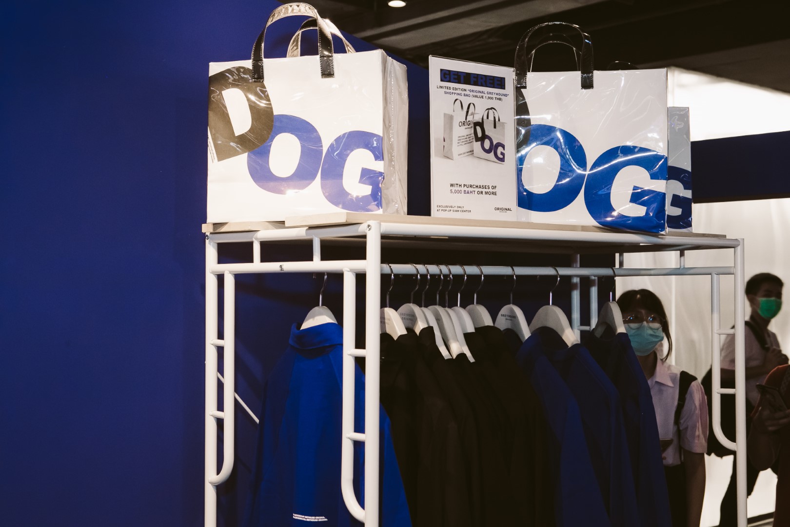 ขบถอย่างมีศิลปะ/ เรียบง่ายแต่ชัดเจน! "ORIGINAL GREYHOUND" สตรีทแวร์ไลน์